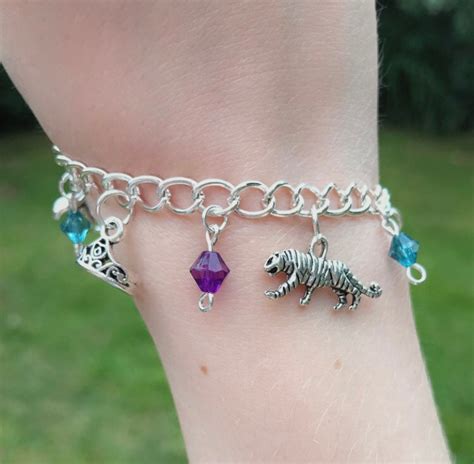 Silver Jasmine Charm Bracelet Inspired By Disney S Aladdin Disney Princess Themed Bracelet Etsy Uk