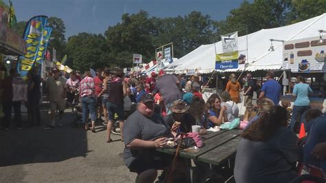 Decades of Tradition at Marshall County Blueberry Festival | WSBT
