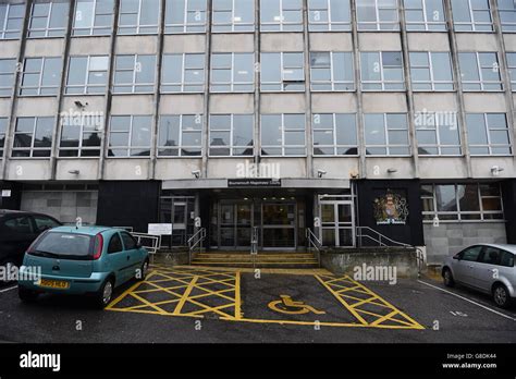 Bournemouth Magistrates Court Stock Photo Alamy
