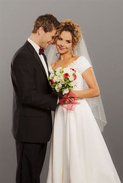 Who Is Arielle Kebbel Married To Past Dating Story And Boyfriends