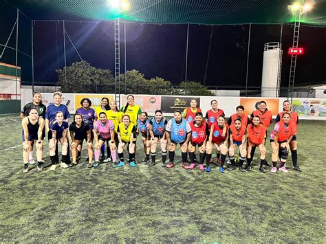 567 Times Participam De Um Campeonato De Futebol - Mulheres participam de campeonato de futebol feminino amador | G1