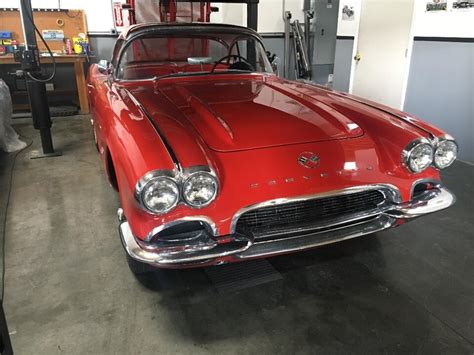 1962 Chevrolet Corvette Barn Finds