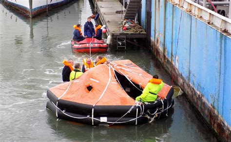 Proficiency In Survival Craft And Rescue Boats Course Fire Aid