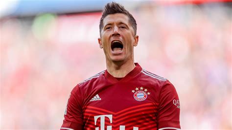 Fc Bayern M Nchen Robert Lewandowski Erzielt Angeblich Einigung Mit