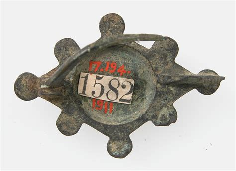 Brooch | Roman | The Metropolitan Museum of Art