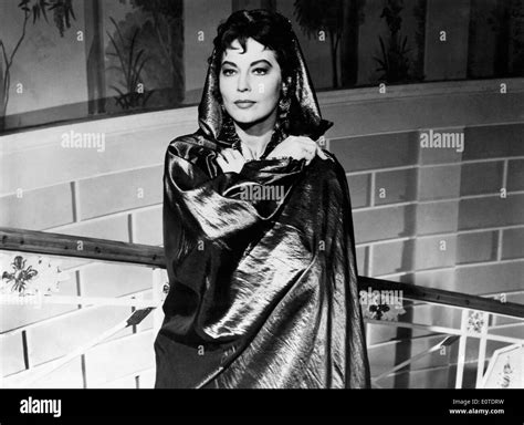 Ava Gardner On Set Of The Film The Naked Maja 1959 Stock Photo Alamy