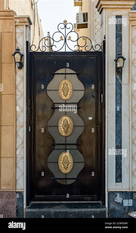 Saudi Arabian Doors Stock Photo Alamy