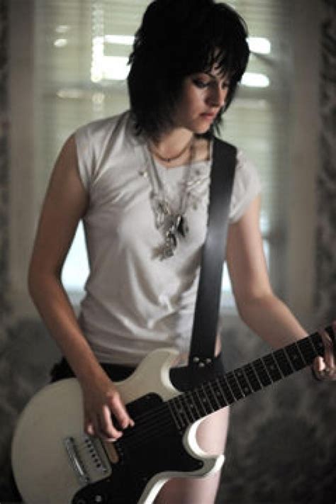 Style Archive Kristen Stewart As Joan Jett In The Runaways