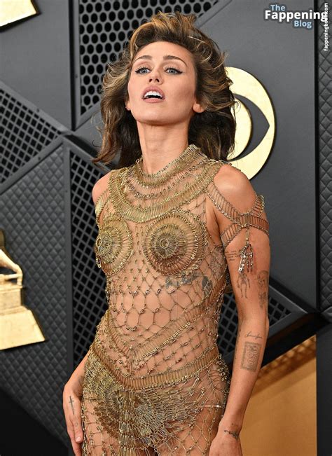 Miley Cyrus Mileycyrus Nude OnlyFans Leaks The Fappening Photo 7383770 FappeningBook