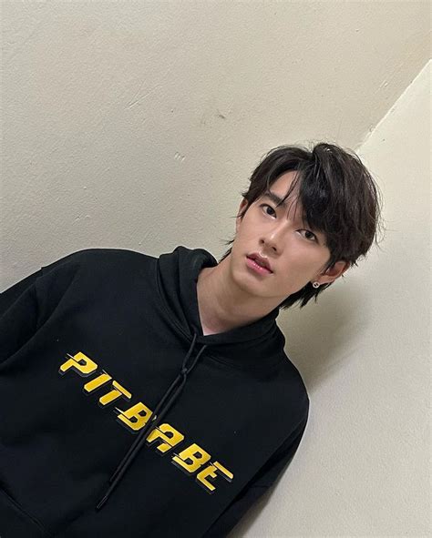 Krittin Kitjaruwannakul Pit Babe Handsome Actors Gmmtv Actors