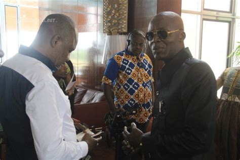 Décès de Papa Wemba arrivée d une forte délégation du Congo à Abidjan