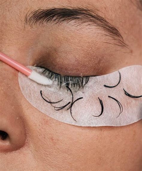 Lash Removal Seraphim Beauty