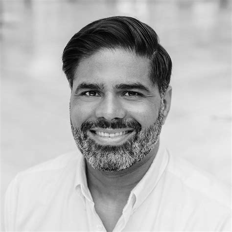 Dr. Naveen Singh - Best Orthopedics Clinic। Best Orthopedics Surgery ...