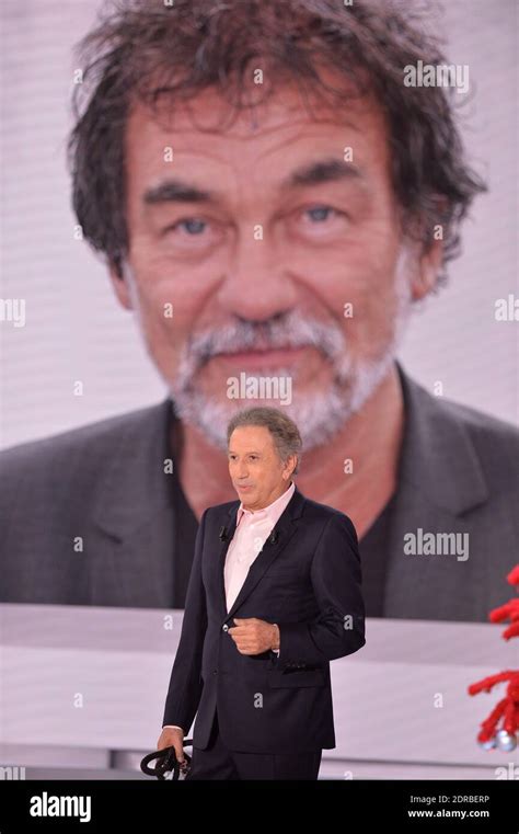 Michel Drucker At The Taping Of Vivement Dimanche Paris France On