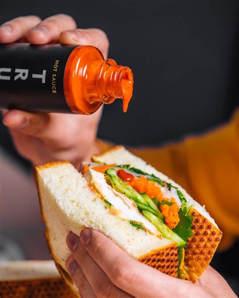 Tiny's Sandwich Bar - Home