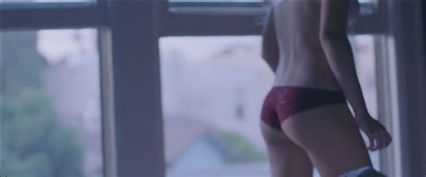 Naked Laia Costa In Newness