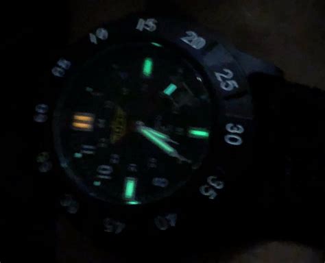 T-25 Tritium watch. More of that Captivating glow we all love. : r/tritium