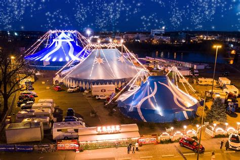 Dresden Weihnachts Circus Manager Dirk Porn Hat Einen Manegen Schatz Auf Dem Dachboden