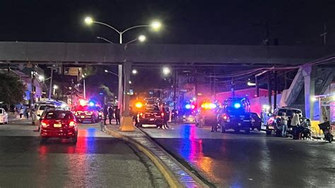 Pistolero Acciona Arma Y Alarma Durante Aniversario De La Colonia