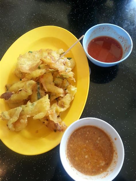 umai cafe  lake garden cafe   malaysian angunan