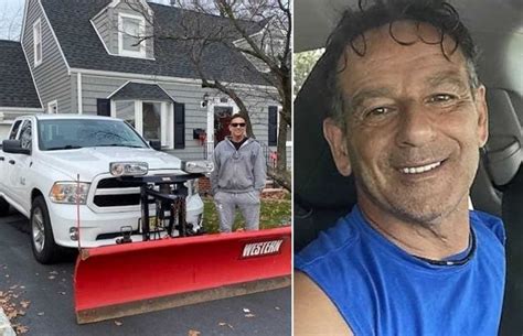 fugitive sought  shooting woman  elmwood park killed