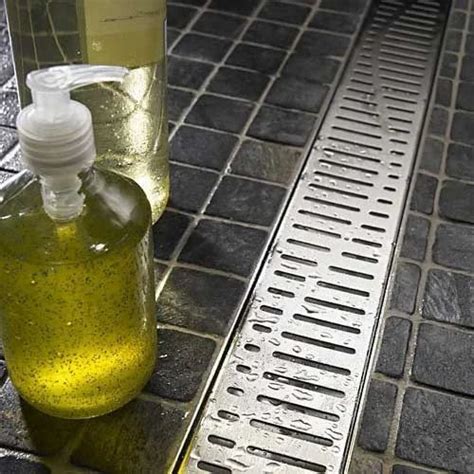 ss vertical kitchen grating  domestic size mm  unit