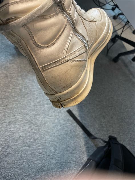 Is there anything I can yo to prevent the soles from splitting in half