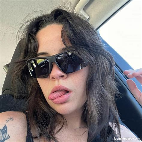 Bea Miller Beamiller Nude OnlyFans Leaks Fappening Page FappeningBook