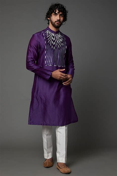 Purple Silk And Chanderi Kurta Set By Amit Aggarwal Men At Pernias Pop