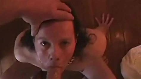 MATURE ENJOYS HER SPRING BREAK Tnaflix