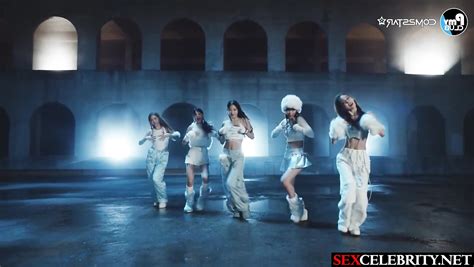 Sexy korean babes LE SSERAFIM dancing so hot pmv 르세라핌 딥 페이크 비디오 SexCelebrity