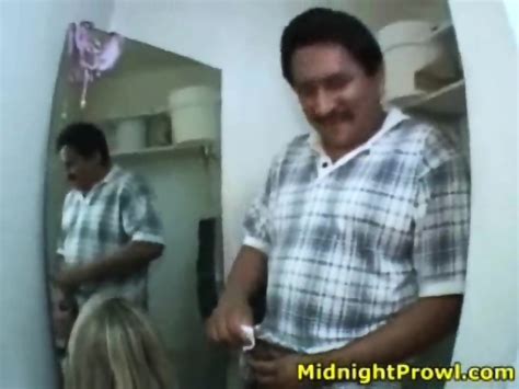 Ciera Sage Busty Blonde Teen Pissing Busty Sage