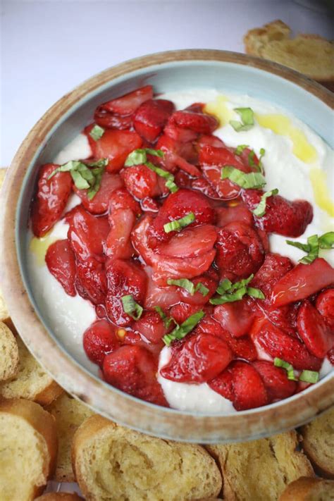 Whipped Feta Dip With Roasted Strawberries