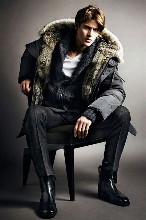 TA WEEKEND LOOK OF TOM FORD TO walkers HIS SON, JACK, IN HYDE PARK ...