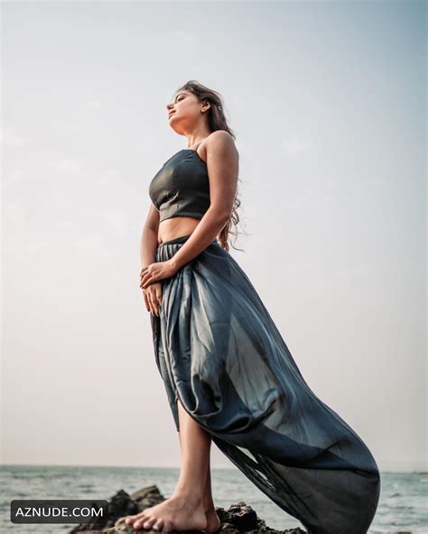 Sneha Paul Hot Pics Collection Aznude