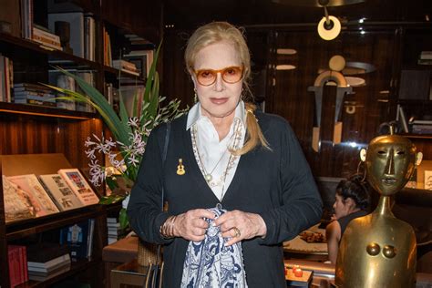 sylvie vartan installee de longue date  los angeles pourquoi avait