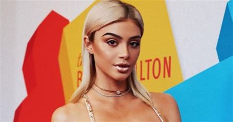 People Watch As Instagram Star Has Sex Accidentally Live Streams It