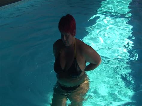 Swimming In Bikini Pics Xhamster