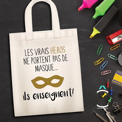 Tote bag Les vrais héros ne portent pas de masque Ils enseignent