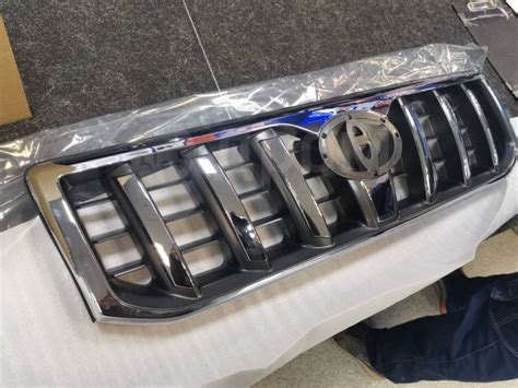 Купить Решетка радиатора Toyota Land Cruiser Prado 120, 125 Прадо во ...