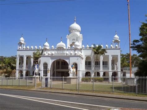 Witchwae Returns to Big Island: Guru Nanak Sikh temple in Woolgoolga