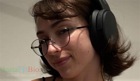 Lean Beef Patty Bio Age Height Wiki Models Biography