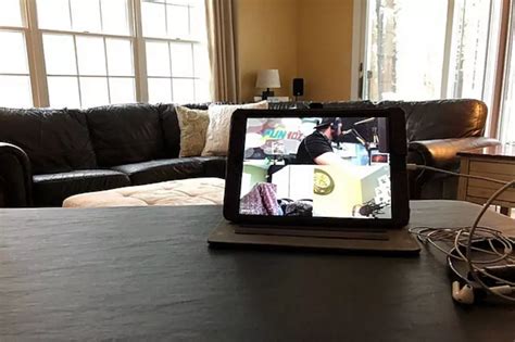 Working From Home Has Its Positives And Negatives
