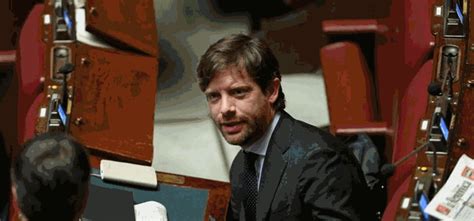 Civati E Vendola Contro Lasse Renzi Berlusconi Per Il Colle