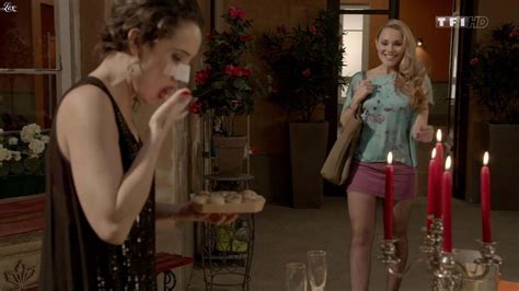 Nos Chers Voisins Nude Pics Page