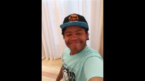 MCGOKU GETS BLOWJOBS FROM BEAUTIFUL WOMEN Pornhub Gay