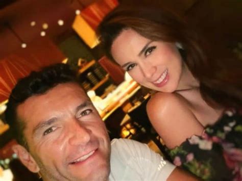 Jacky Bracamontes Pos En Bikini Su Pancita De Embarazada