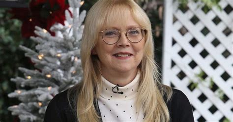 What Is Cheers Star Shelley Longs Net Worth?