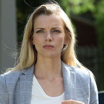 Kara Killmer Babe Page Watch This Actress On Freeones