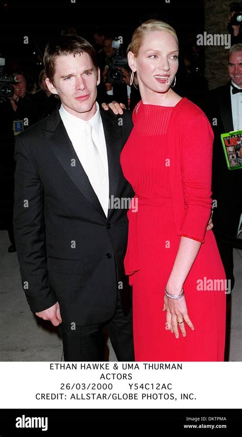 Ethan hawke and uma thurman hi-res stock photography and images - Alamy